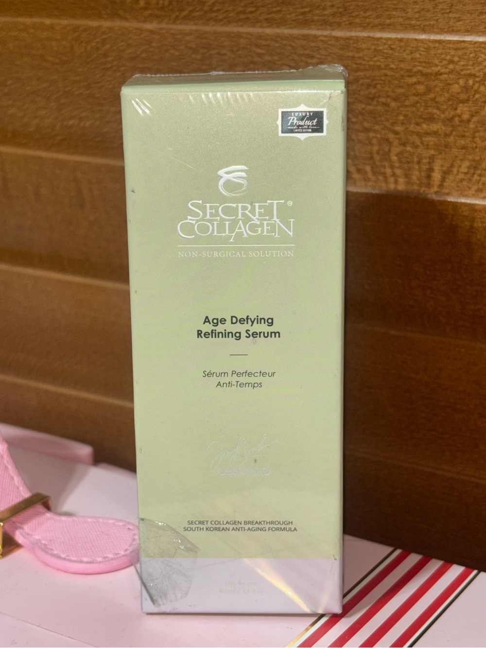 Secret Collagen Age Defying Refining Serum - Picture 2 of 3